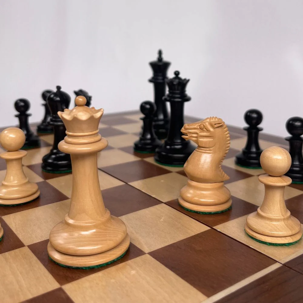1854 Edition 3.5" Chess Pieces in Beech Box - Image 4
