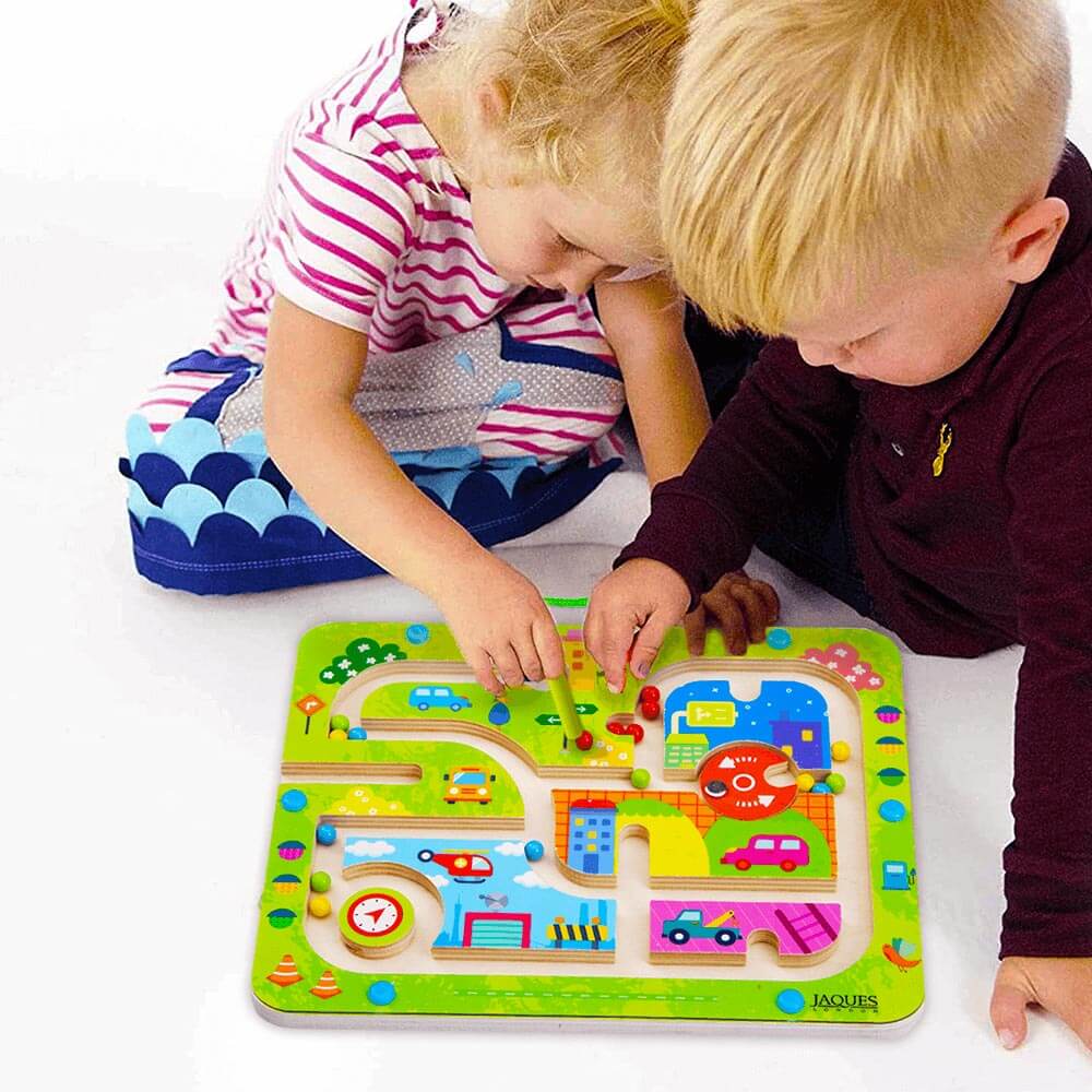 Magnetic Maze Game - Activity Toy - Image 3