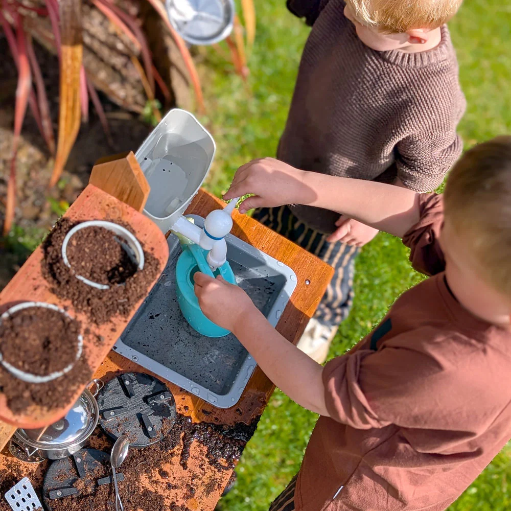 Mud Kitchen - Image 5